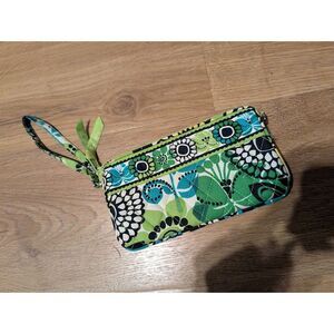 Vera‎ Bradley Clutch Wristlet NWOT